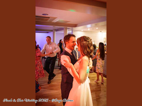 @media=>{if(!media.context.custom.photographer_name){return'';}return media.context.custom.photographer_name;}